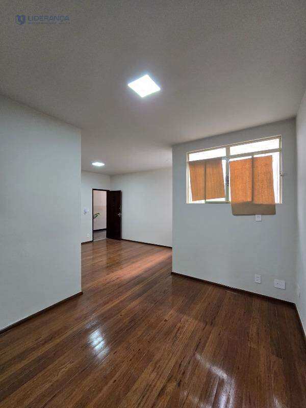 apartamento à venda no Dário Grossi: 