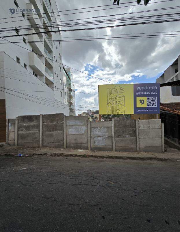 lote à venda no Manoel Ribeiro Sobrino: 