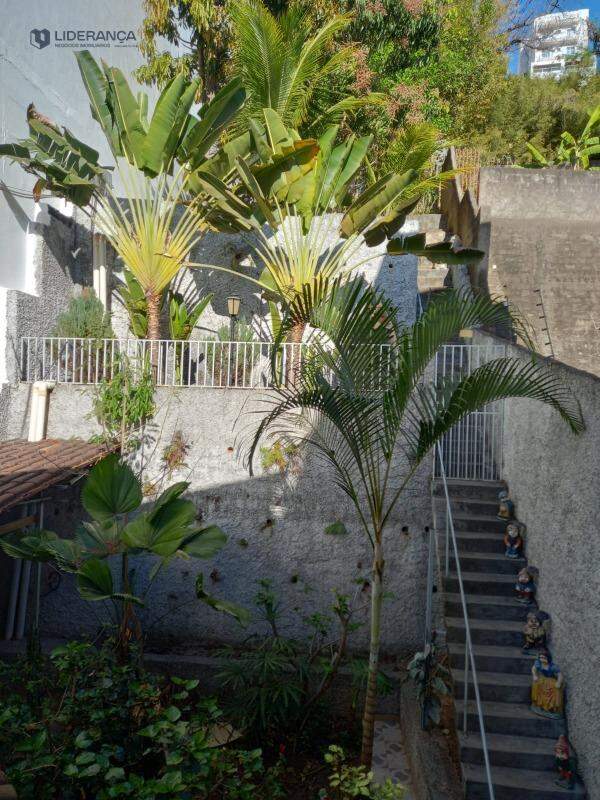 casa à venda no Centro: 