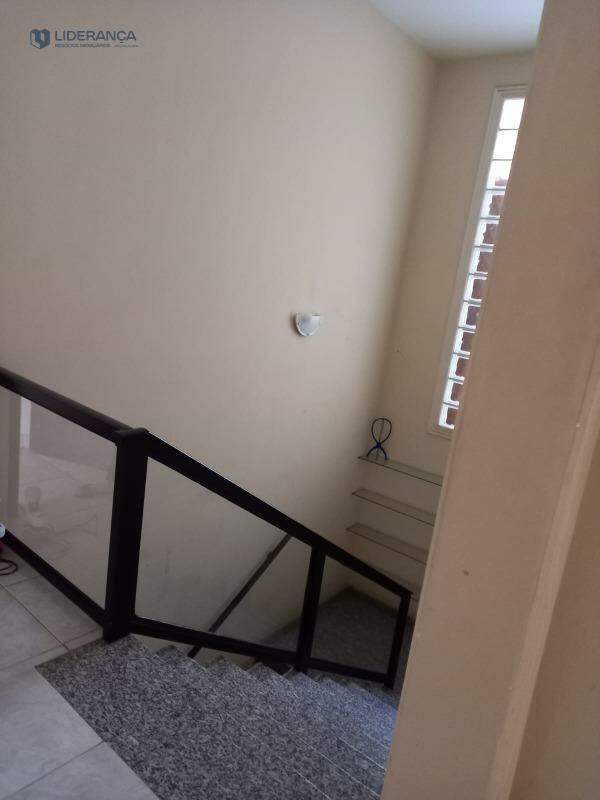casa à venda no Centro: 