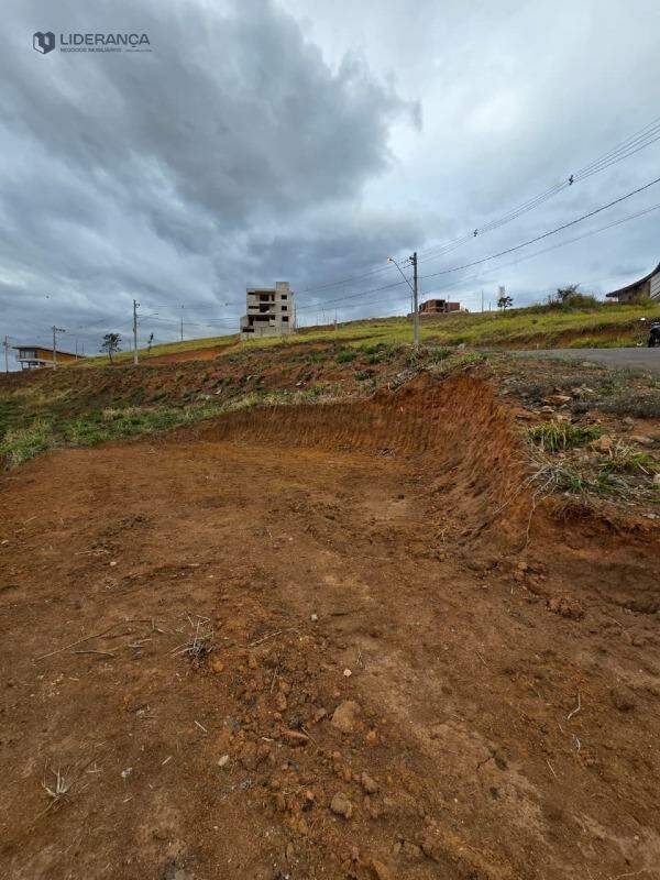 lote em condomínio à venda no Condomínio Cidade Jardim: 