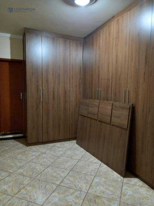 casa à venda no Maria da Glória: 