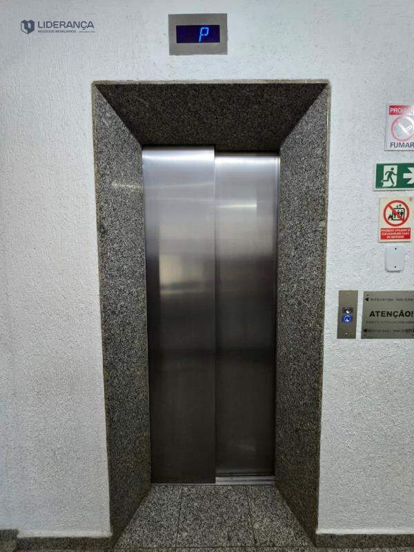 sala à venda no Centro: 