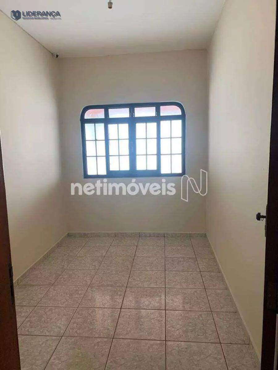 casa à venda no Limoeiro: 