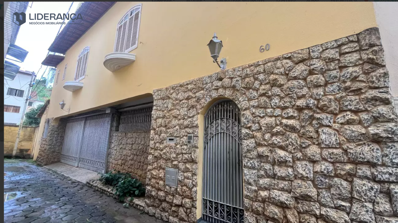 casa à venda no Centro: 