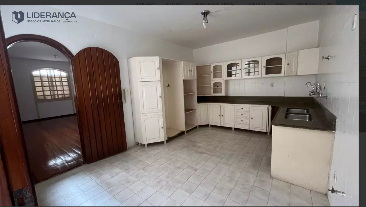 casa à venda no Centro: 