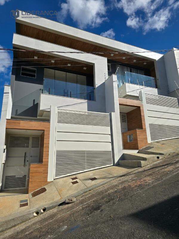 casa geminada à venda no Moacir Maria: 