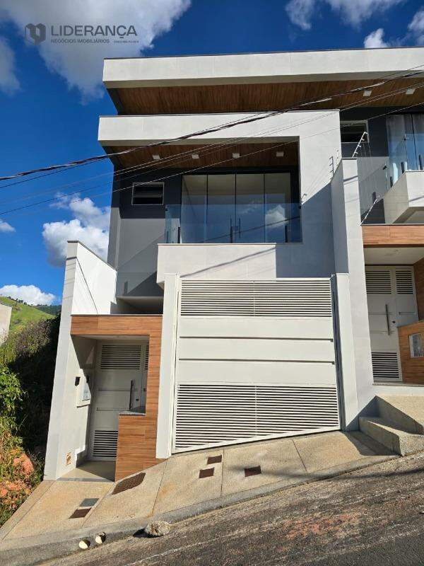 casa geminada à venda no Moacir Maria: 