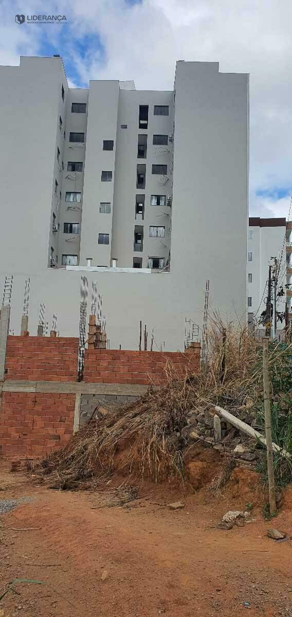lote à venda no José Moyses Nacif: 