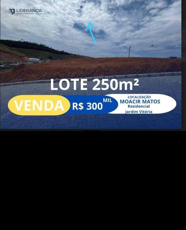 lote à venda no Moacir Maria: 