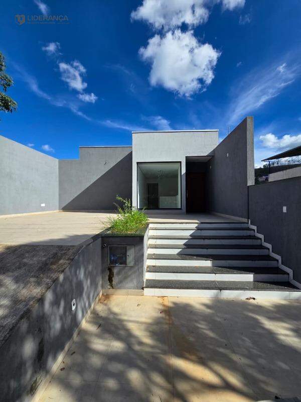 casa à venda no Limoeiro: 