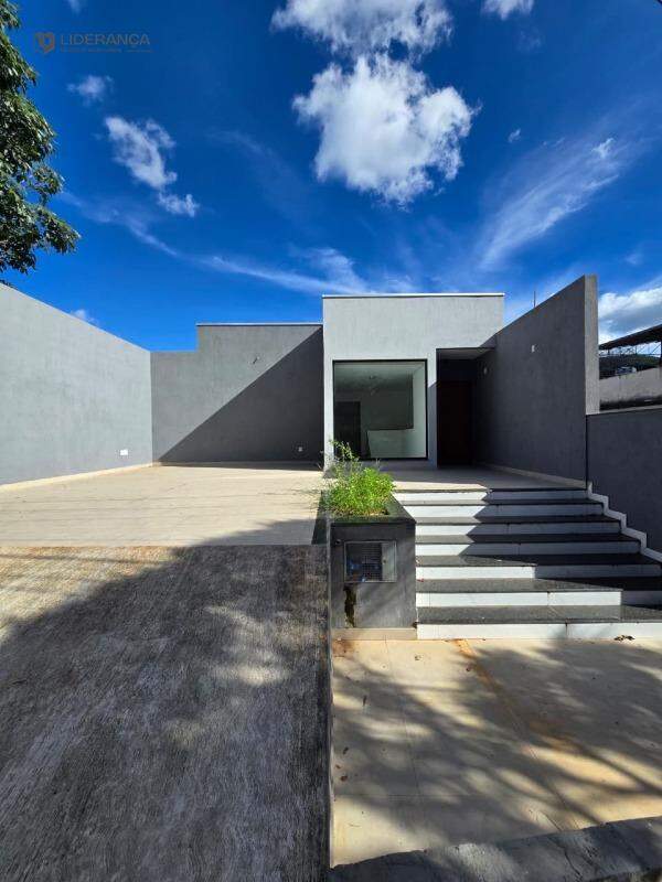casa à venda no Limoeiro: 