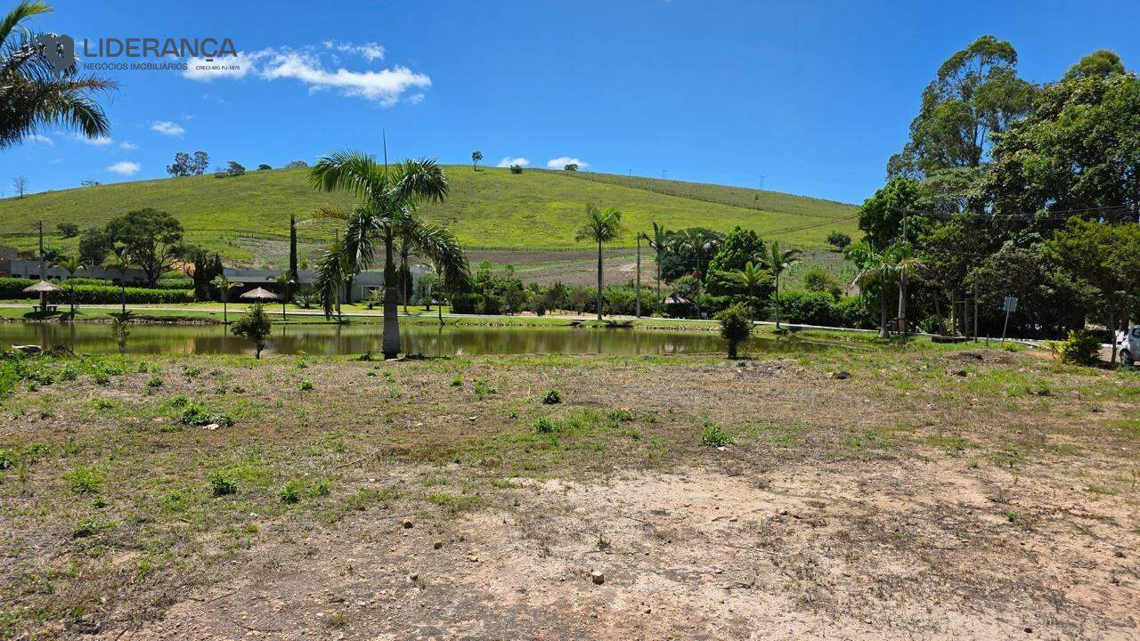 lote à venda no Condomínio Residencial Lagoas da Serra: 