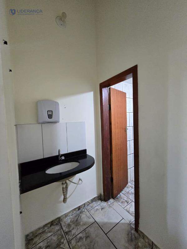 ponto comercial para aluguel no Santa Zita: 