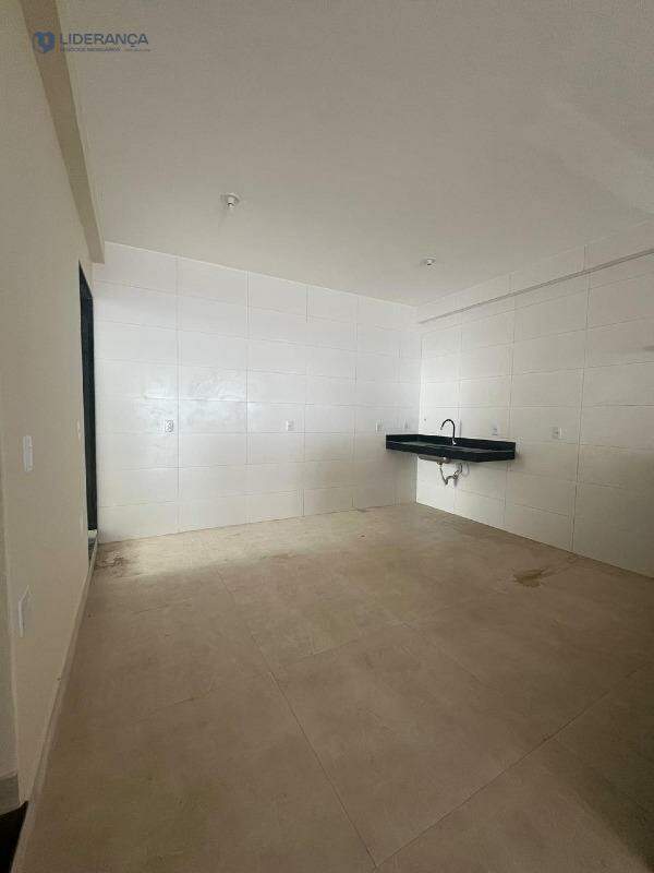 casa para aluguel no Limoeiro: 