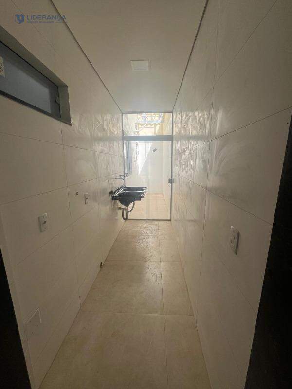casa para aluguel no Limoeiro: 