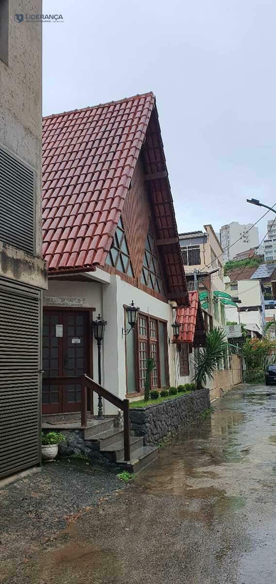 casa à venda no Centro: 