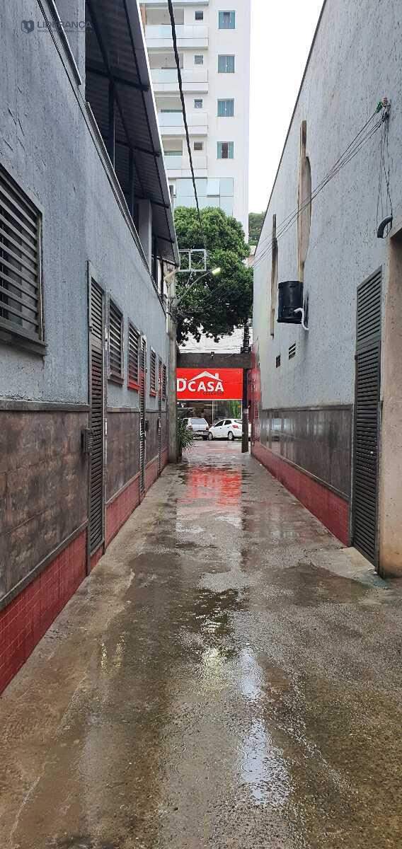 casa à venda no Centro: 