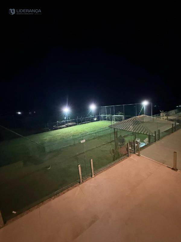 casa em condomínio à venda no Condomínio Fazendinha Vale das Águas: 