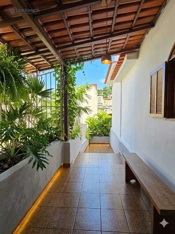 casa à venda no Centro: 