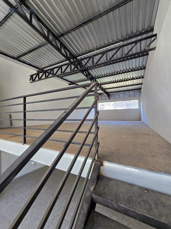 ponto comercial para aluguel no Salatiel: 