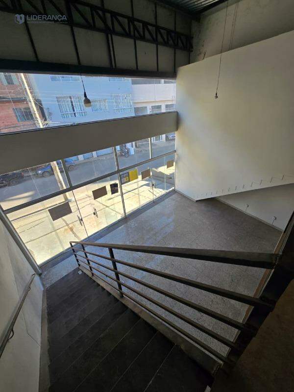 ponto comercial para aluguel no Salatiel: 