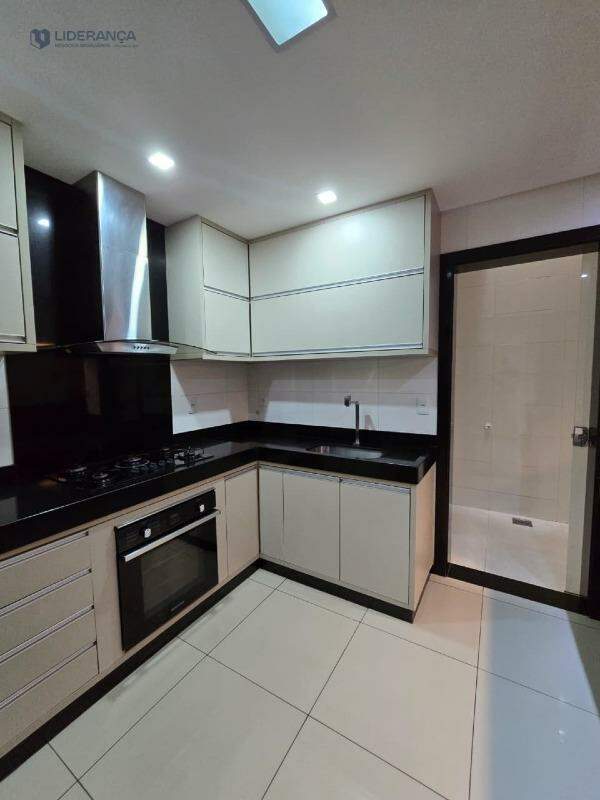 casa à venda no Floresta: 