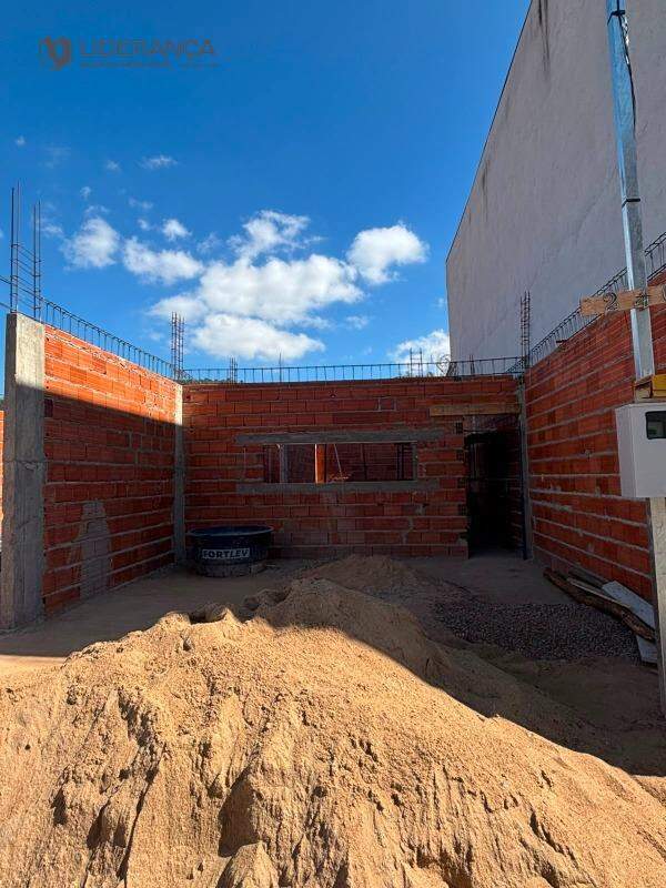 casa à venda no Loteamento Alvorada (Santo Antônio): 