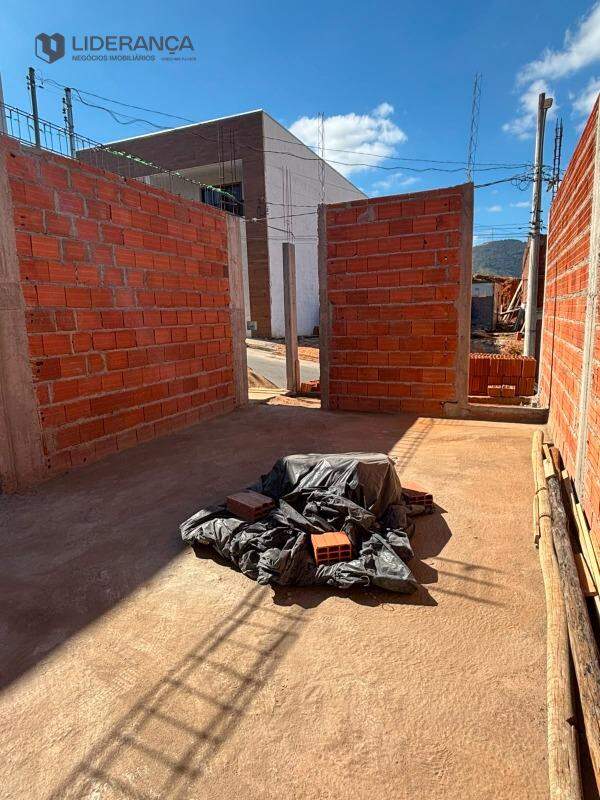 casa à venda no Loteamento Alvorada (Santo Antônio): 