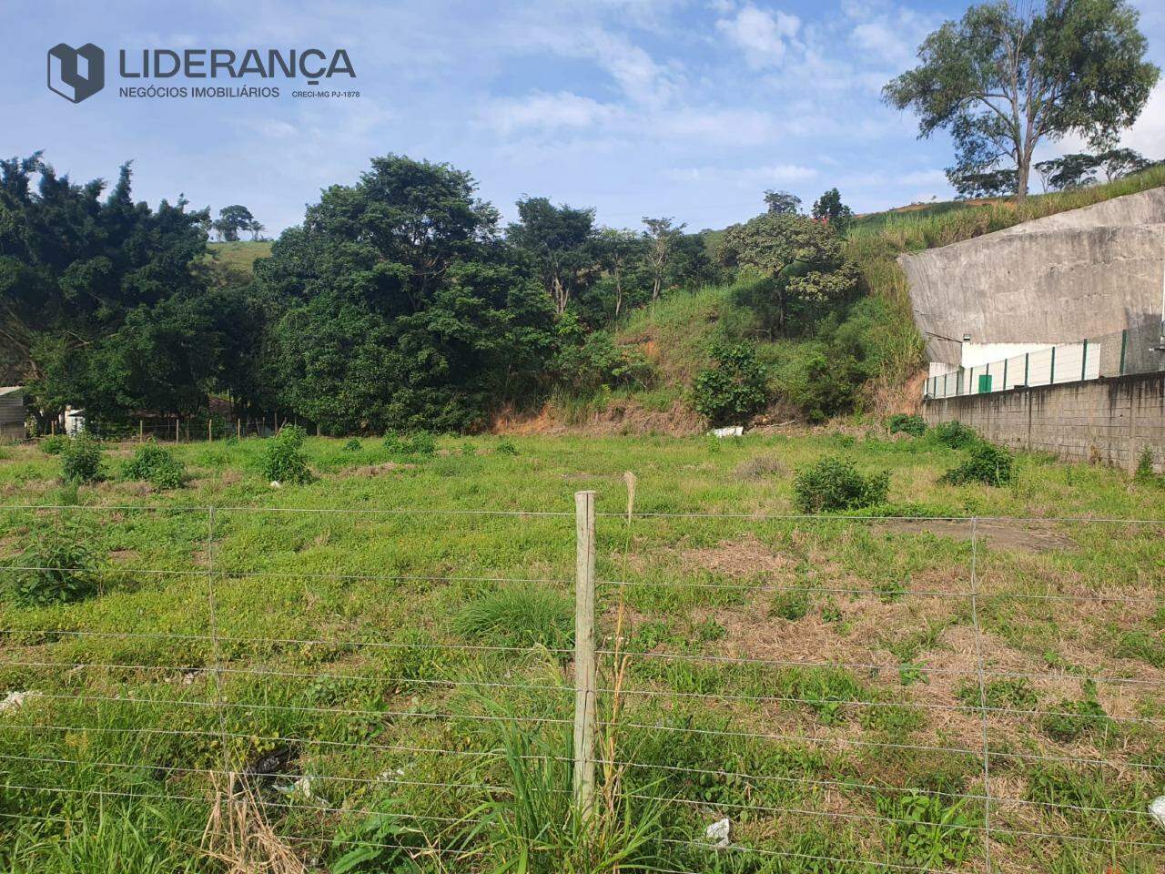 lote à venda no Dário Grossi: 