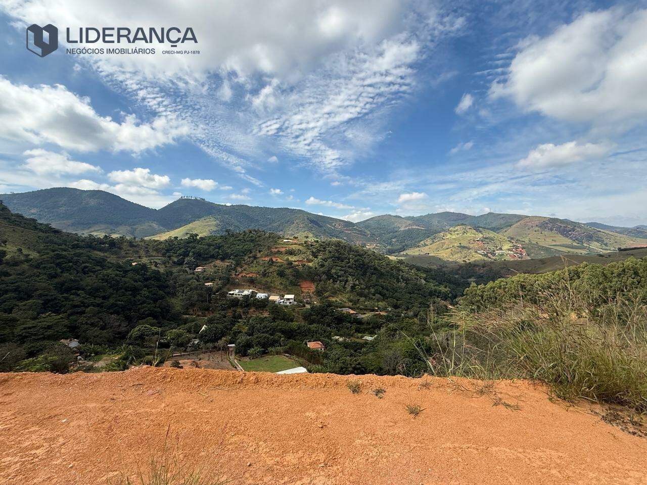 chácara à venda no Condominio Santa Ignacia: 