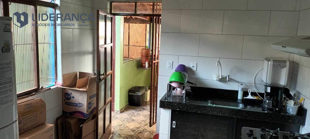 casa à venda no Zacarias: 