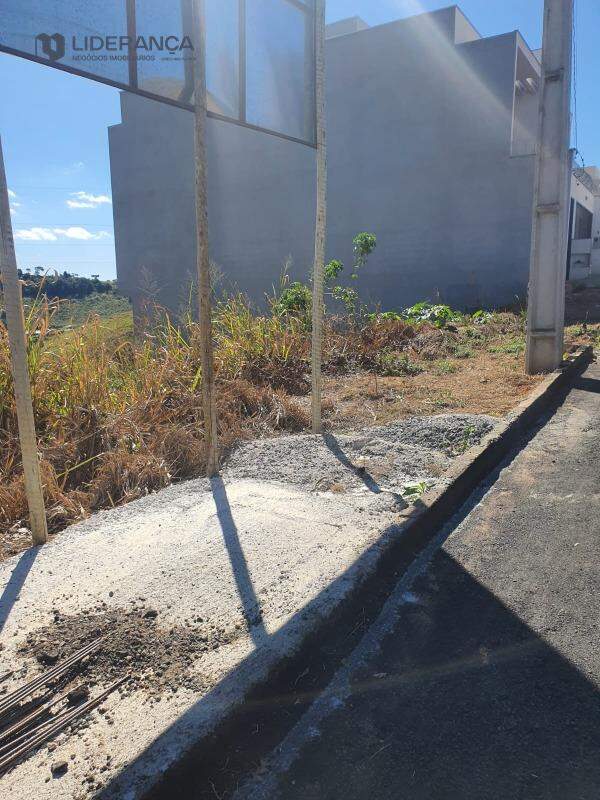 lote à venda no Zacarias: 