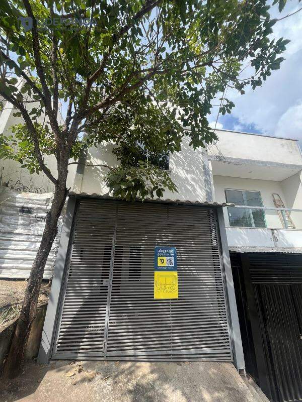 casa para aluguel no Loteamento Moacir Maria: 