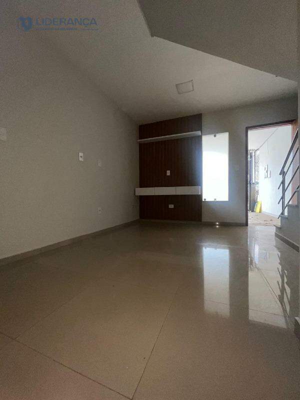 casa para aluguel no Loteamento Moacir Maria: 