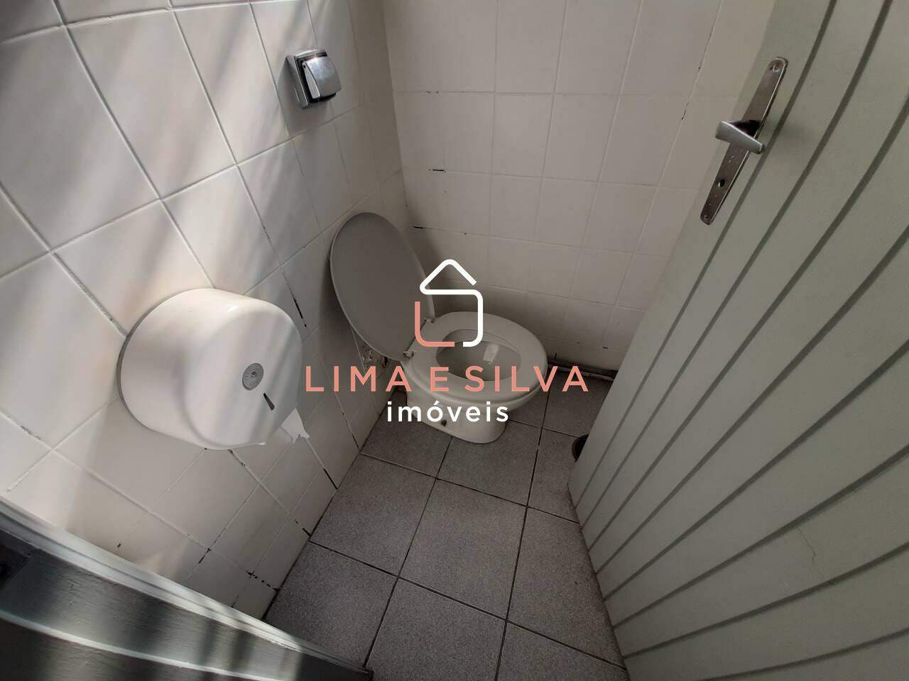 Salão Comercial para aluguel no Jundiapeba: 