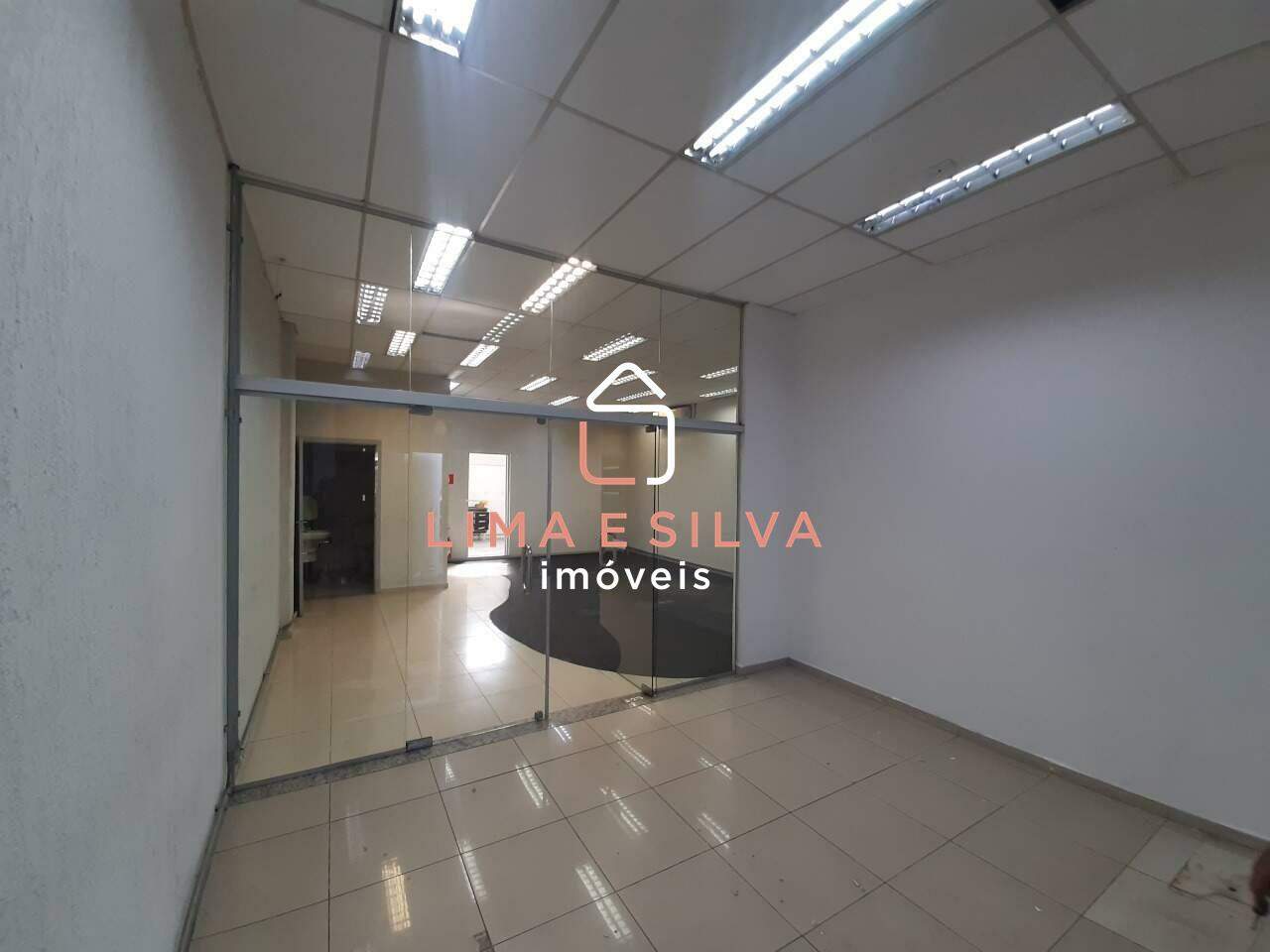 Salão Comercial para aluguel no Jundiapeba: 