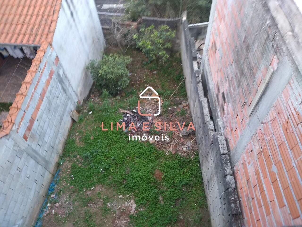 Terreno Comercial à venda no Jardim Aeroporto III: 