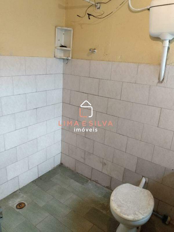 Casa para aluguel no Braz Cubas: 