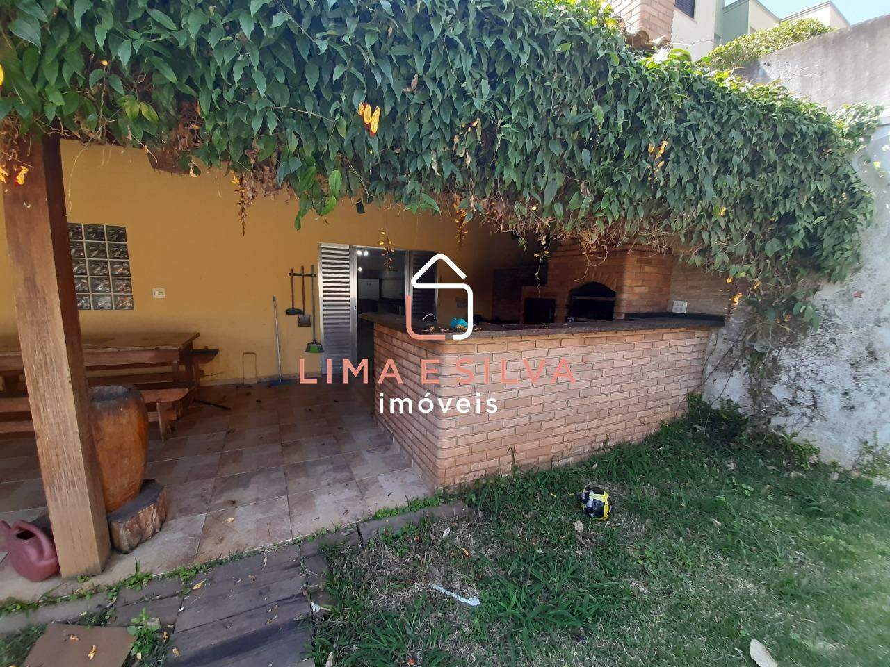 Casa à venda no Vila Suissa: 