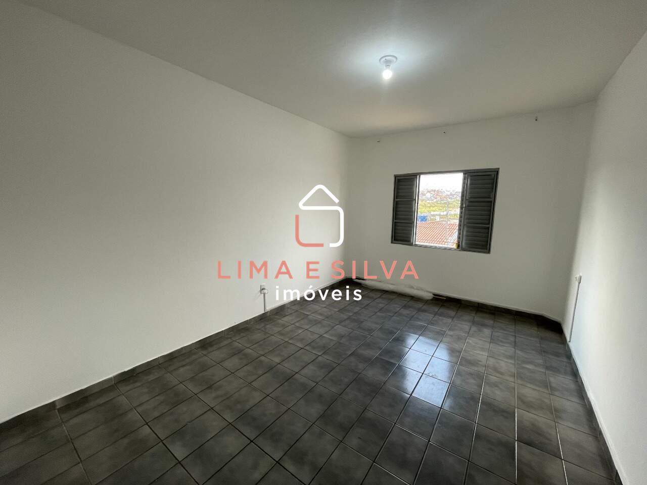 Casa para aluguel no Jardim Universo: 