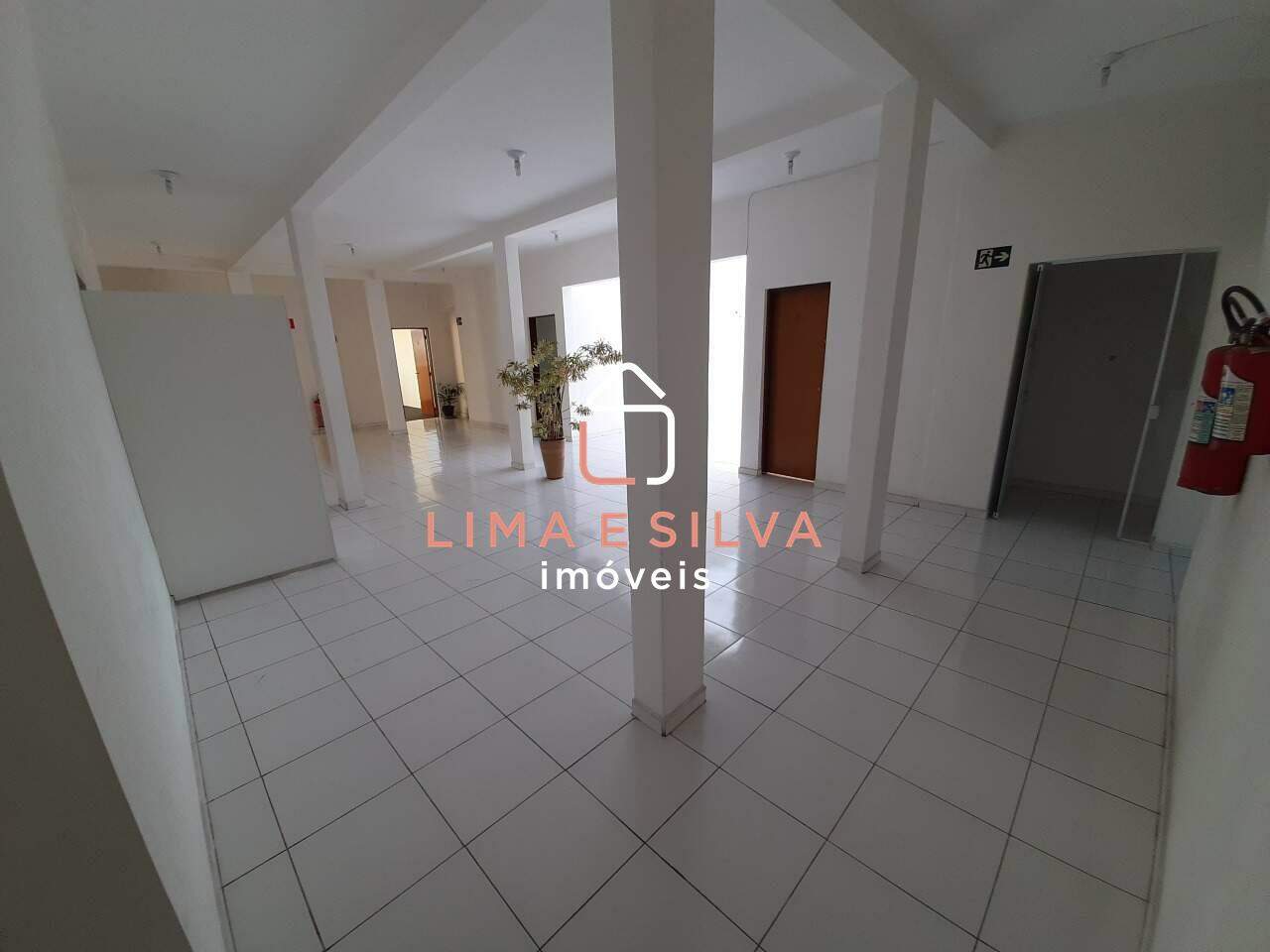 Sala Comercial para aluguel no Vila Lavínia: 