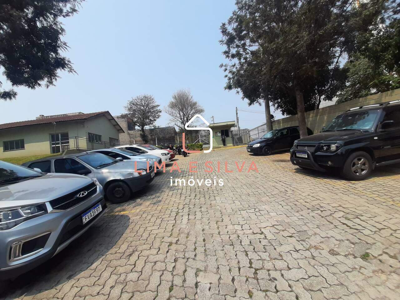 Apartamento para aluguel no Conjunto Residencial do Bosque: 