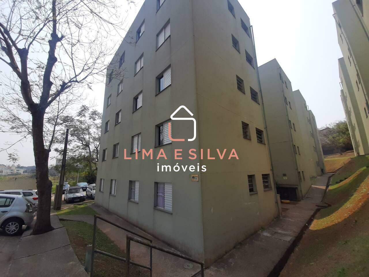 Apartamento para aluguel no Conjunto Residencial do Bosque: 