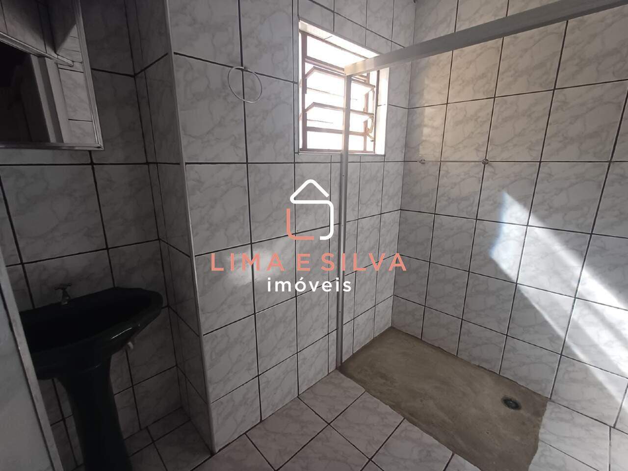 Casa para aluguel no Jardim Cecília: 