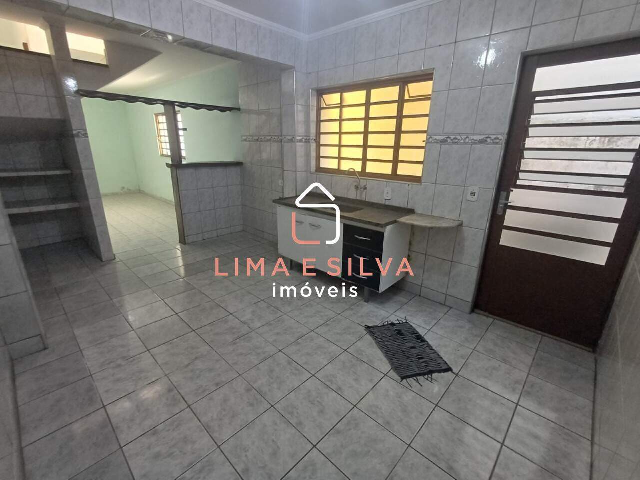 Casa para aluguel no Jardim Cecília: 