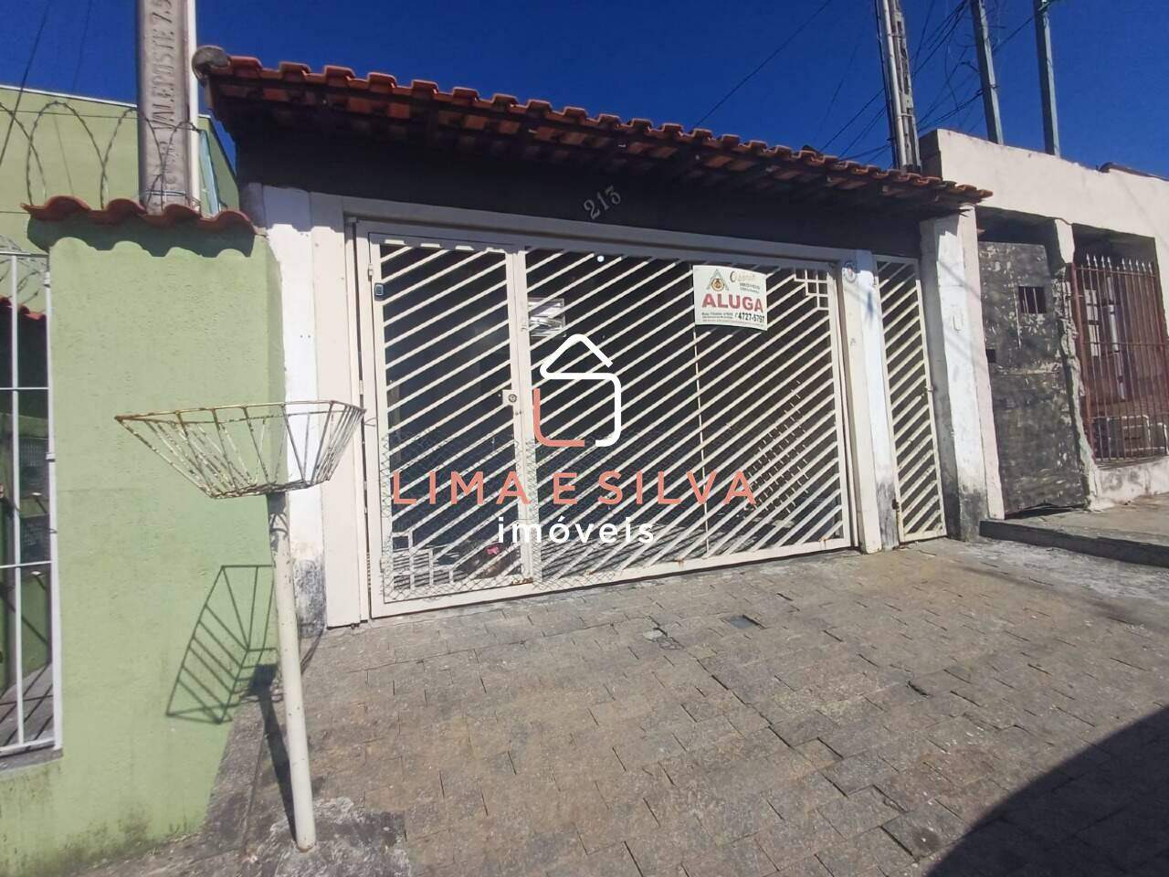 Casa para aluguel no Jardim Cecília: 