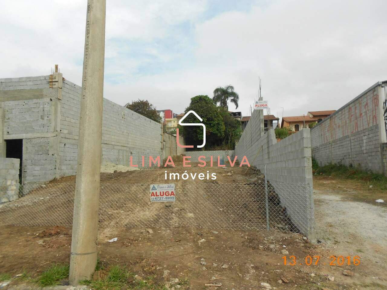 Terreno Comercial para aluguel no Vila Brasileira: 