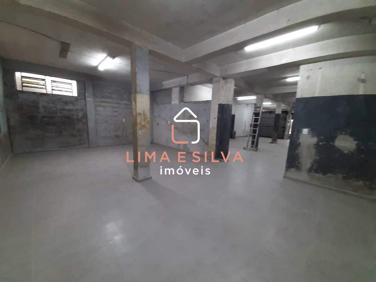 Salão Comercial para aluguel no Vila Jundiaí: 