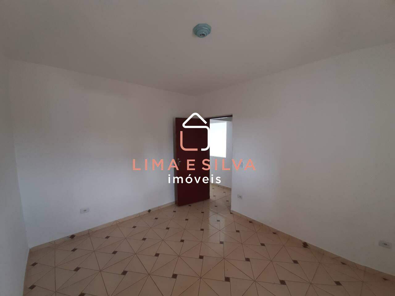 Casa para aluguel no Nove de Julho: 